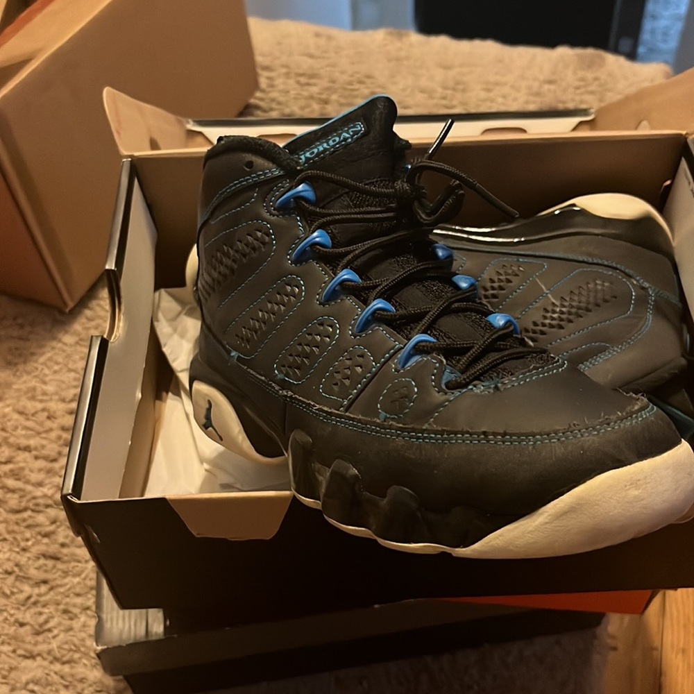 Retro 9’s - Picture 2 of 2